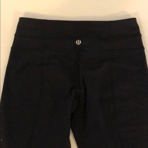 Black lululemon leggings